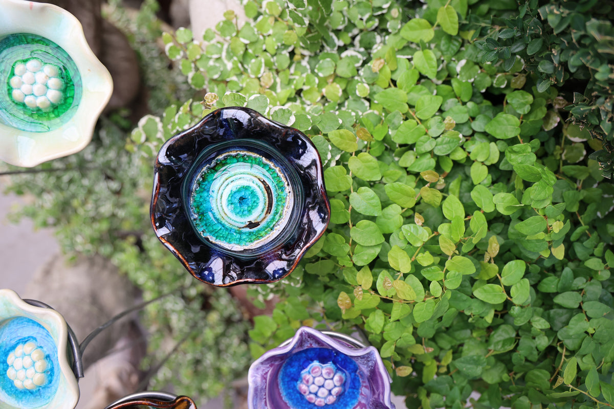 Flower Puddlers – Assorted Colors Pack - Image 6 of 8 | Garden Decor
