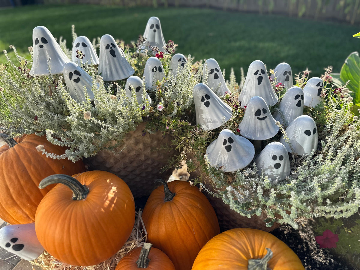 Ghostyz – Pick by Size (Single) - Image 5 of 6 | Garden Decor