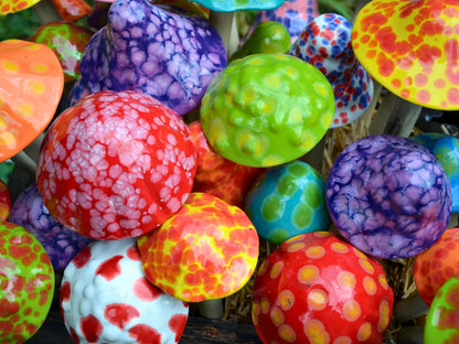Shroomyz – Crystal Collection – Firecracker - Image 7 of 7 | Garden Decor