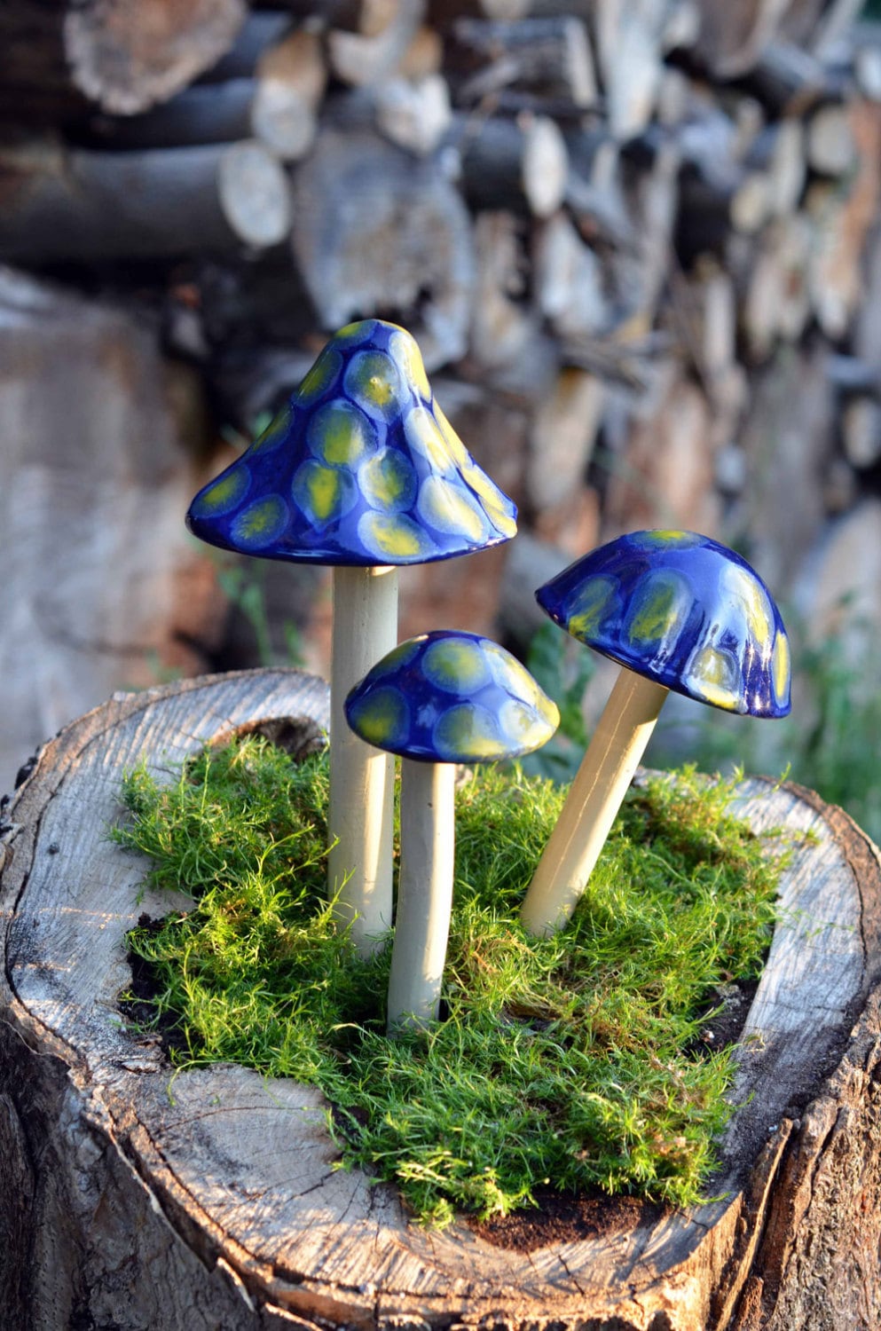 Shroomyz – Crystal Collection – Firefly Night - Image 5 of 7 | Garden Decor