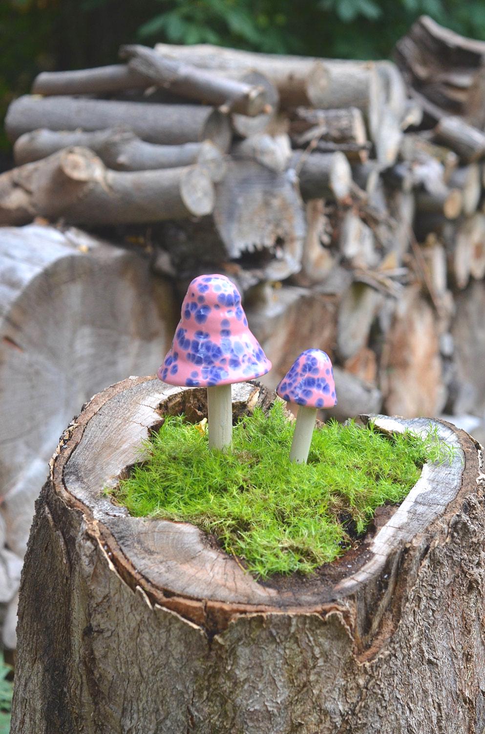 Shroomyz – Funtasmic Collection – Pink Berry - Image 4 of 8 | Garden Decor